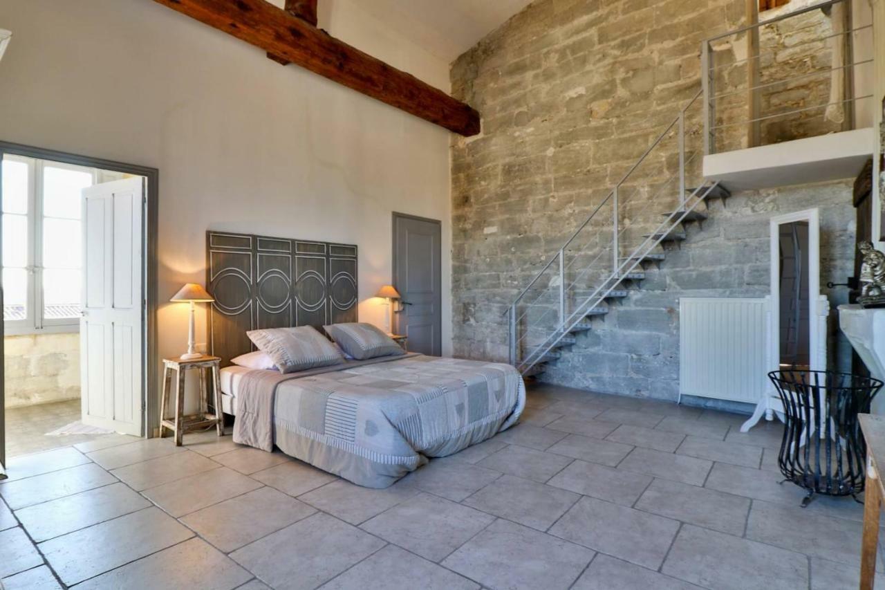 Caumont-sur-Durance Le Posterlon B&B 외부 사진