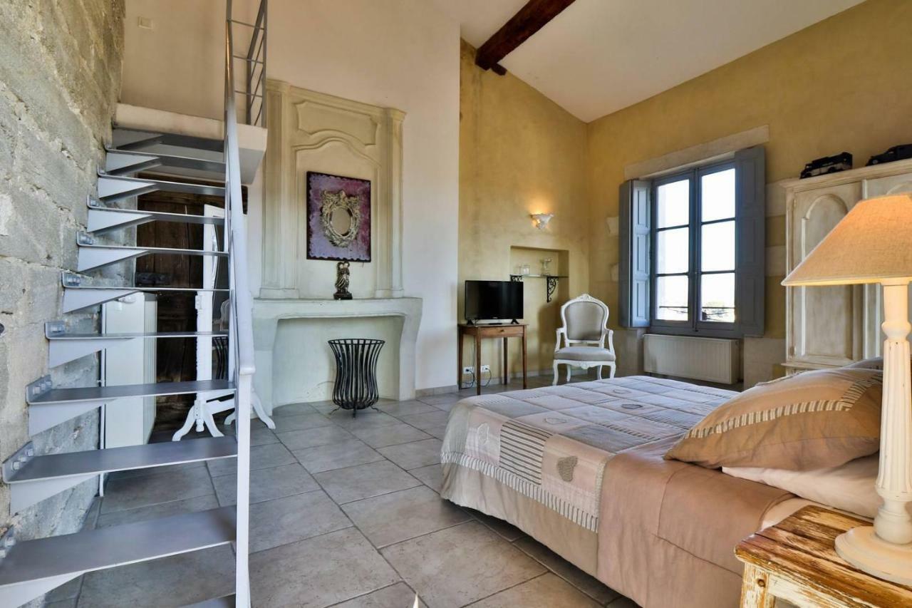 Caumont-sur-Durance Le Posterlon B&B 외부 사진